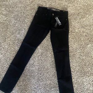 Extreme stretch 4R Black skinny Express jeans